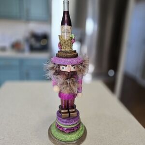 Kurt Adler Hollywood Collections Nutcracker Wine Guy flaw Nose, READ
